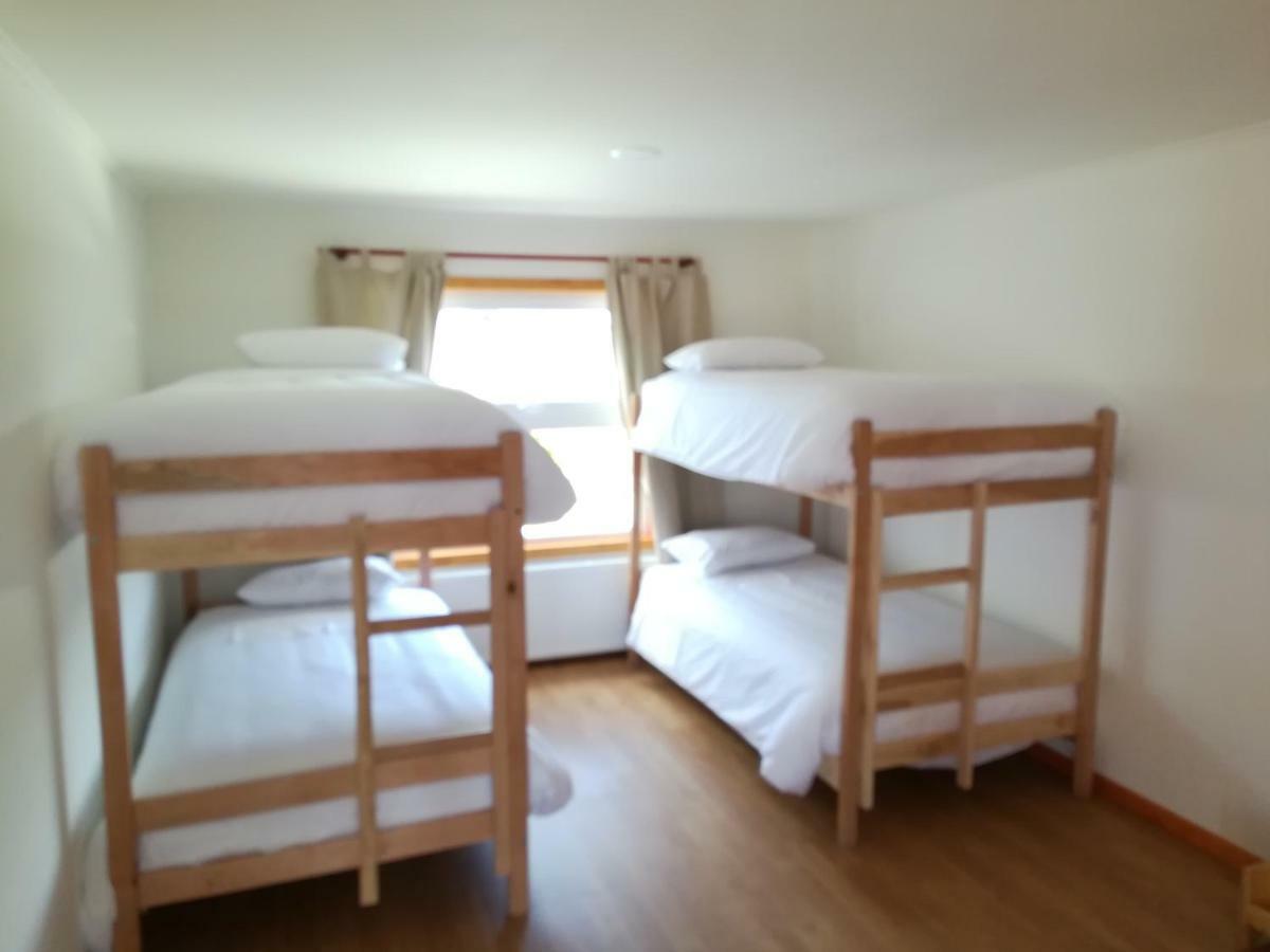 Hostal Camino De Santiago Пуерто Наталес Екстериор снимка